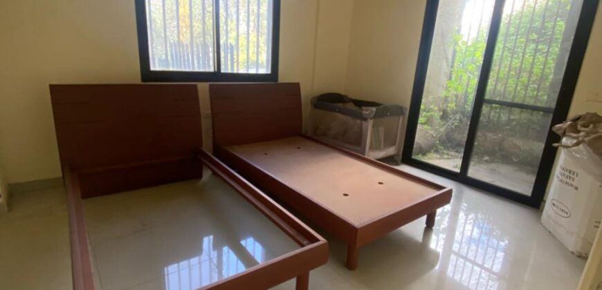 For Sale: Apartment in Awkar