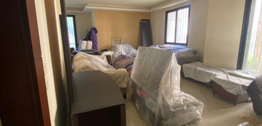 For Sale: Apartment in Awkar