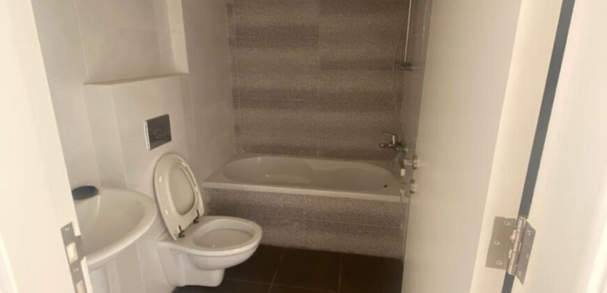 For Sale: Apartment in Naccache
