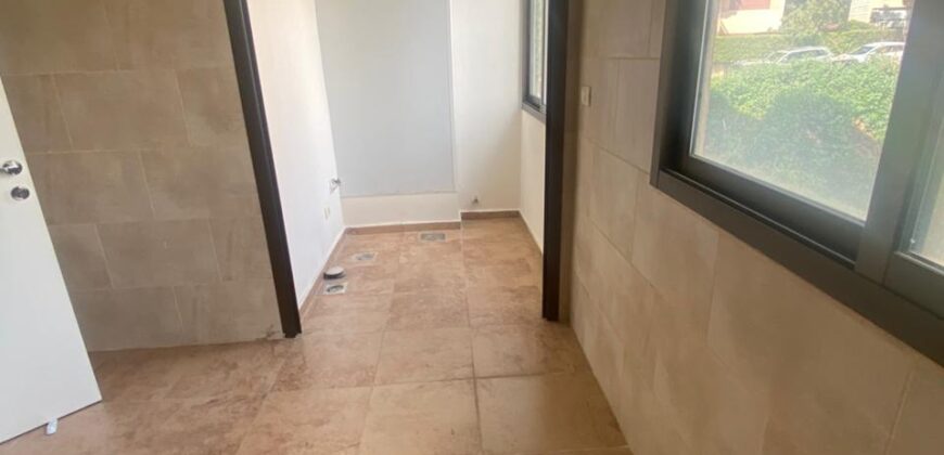 For Sale: Apartment in Naccache