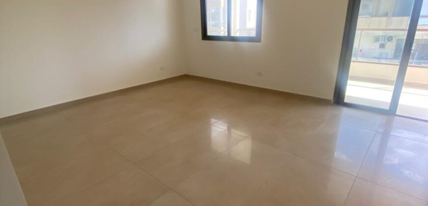 For Sale: Apartment in Naccache