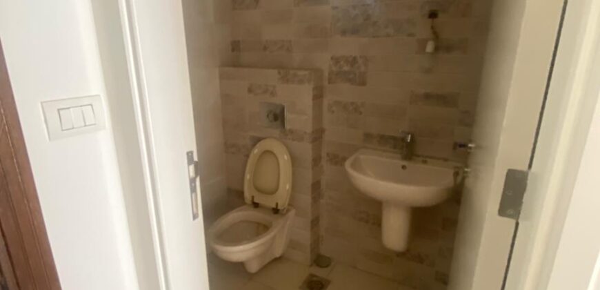 For Sale: Apartment in Naccache