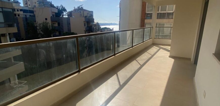For Sale: Apartment in Naccache