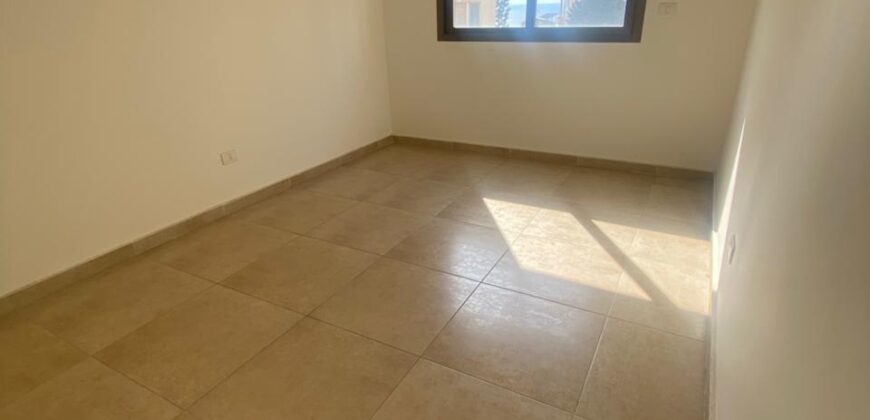 For Sale: Apartment in Naccache