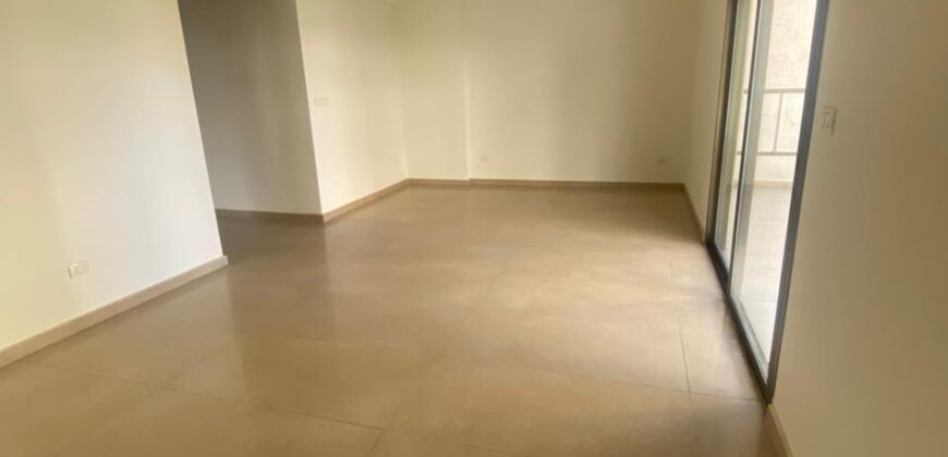 For Sale: Apartment in Naccache