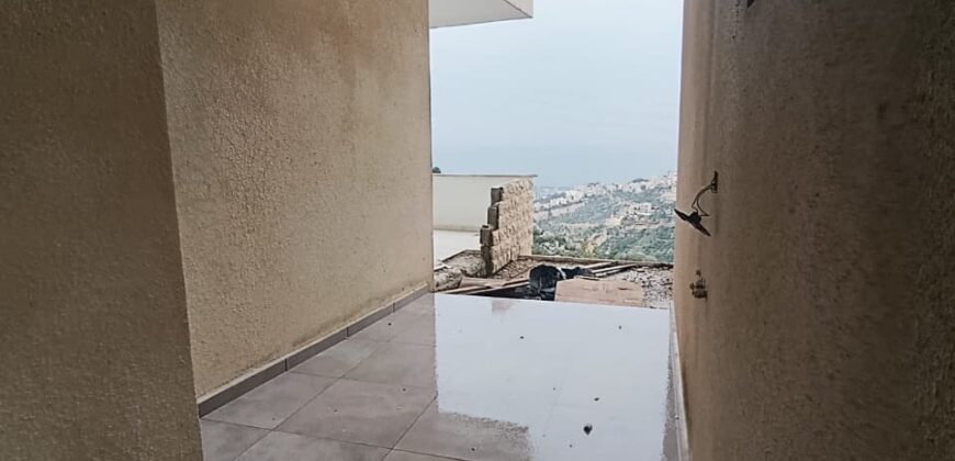 For Sale: Apartment in Nabay