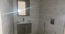 For Sale: Apartment in Ain Saade