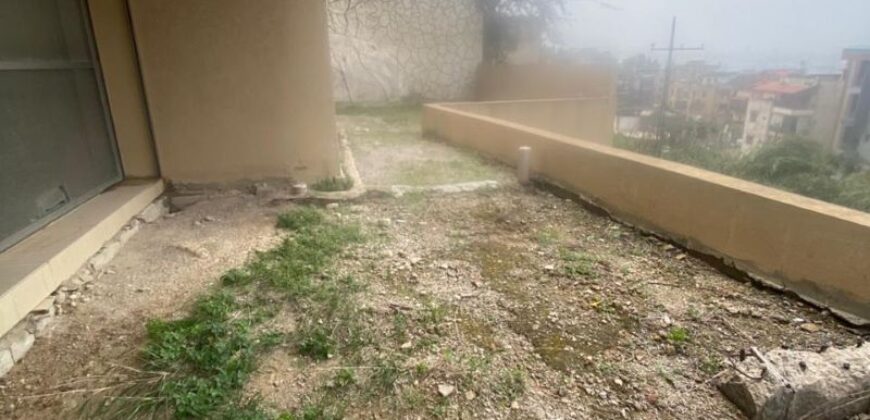 For Sale: Apartment in Dbayeh