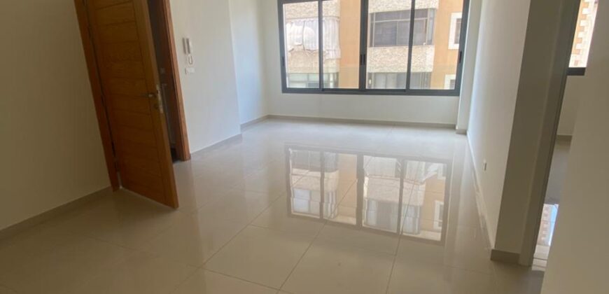For Sale: Apartment in Jal El Dib
