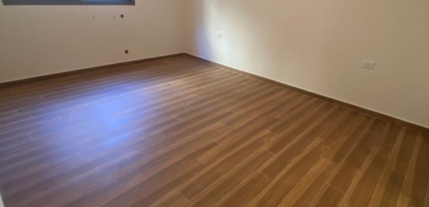 For Sale: Apartment in Naccache