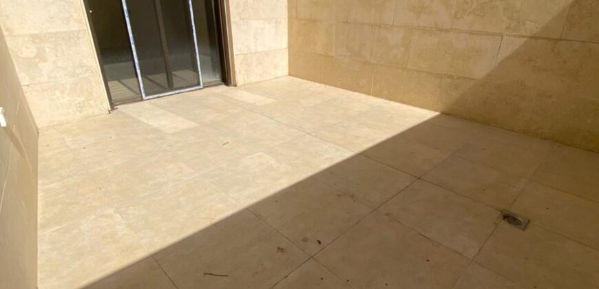 For Sale: Apartment in Naccache