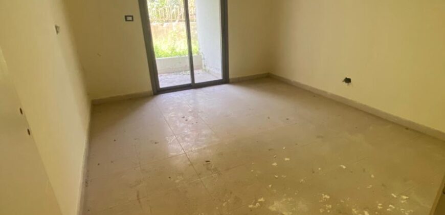 For Sale: Apartment in Naccache