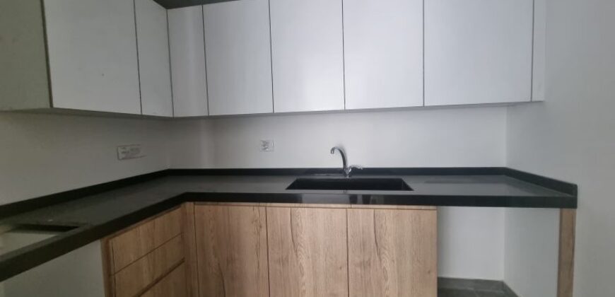 For Sale: Apartment in Achrafieh