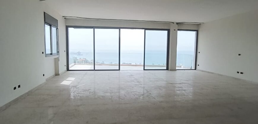 For Sale: Apartment in Bsalim