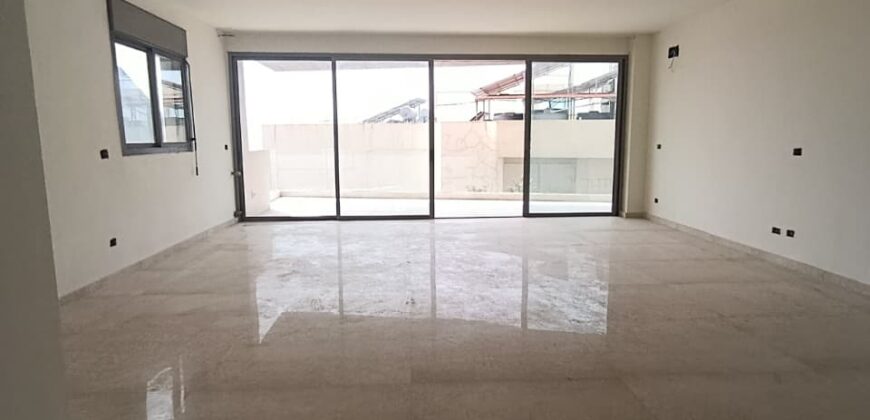 For Sale: Apartment in Bsalim