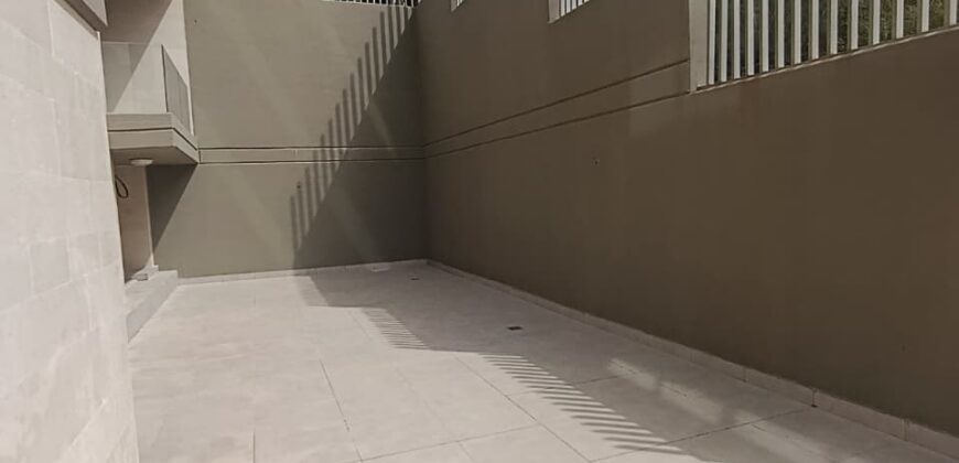 For Sale: Apartment in Bsalim