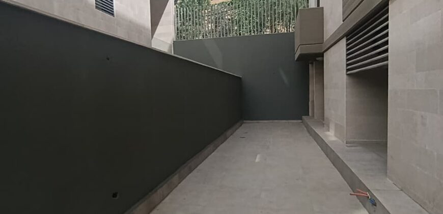 For Sale: Apartment in Bsalim