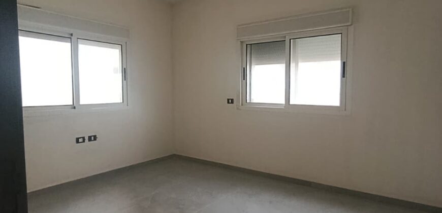 For Sale: Apartment in Bsalim