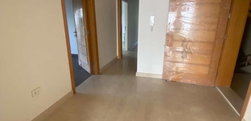 For Sale: Apartment in Dbayeh