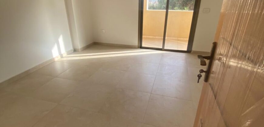 For Sale: Apartment in Dbayeh