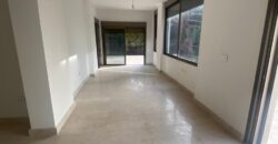 For Sale: Apartment in Dbayeh