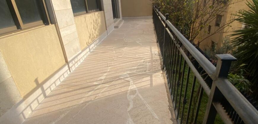 For Sale: Apartment in Dbayeh