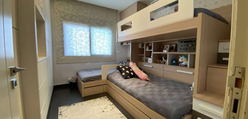 For Sale: Apartment in Dbayeh