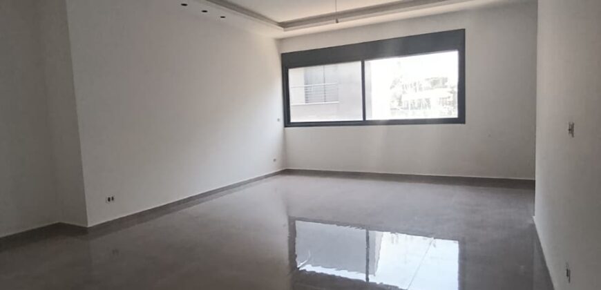 For Sale: Apartment in Fanar