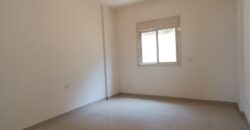 For Sale: Apartment in Mtayleb
