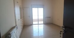 For Sale: Apartment in Mtayleb