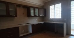 For Sale: Apartment in Mtayleb