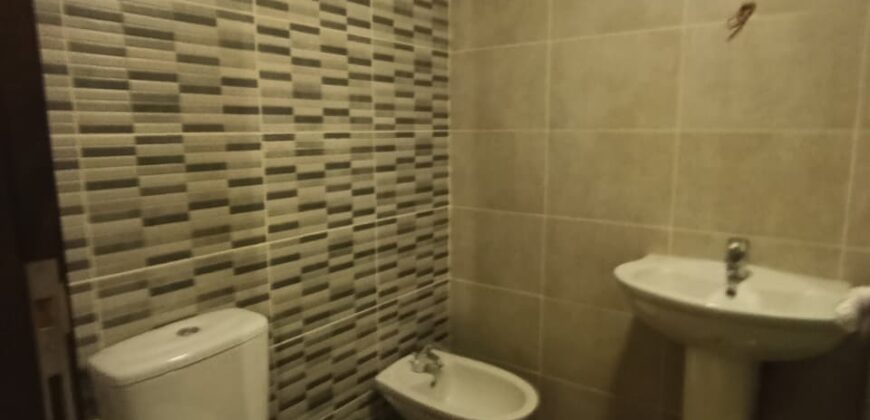 For Sale: Apartment in Mtayleb