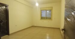 For Sale: Apartment in Mtayleb