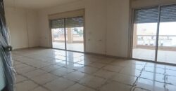 For Sale: Apartment in Mtayleb