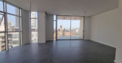 For Sale: Apartment in Achrafieh