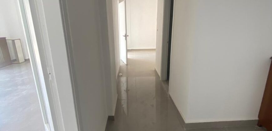 For Sale: Apartment in Antelias