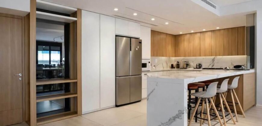 For Sale: Apartment in Achrafieh-Sioufi