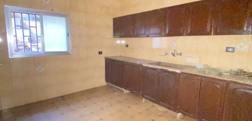 For Sale: Apartment in Biaqout