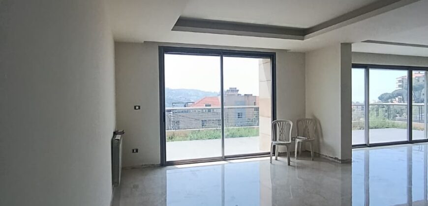 For Sale: Apartment in Daychounieh