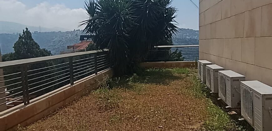 For Sale: Apartment in Daychounieh