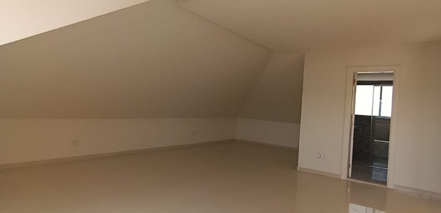 For Sale: Duplex in Daychounieh
