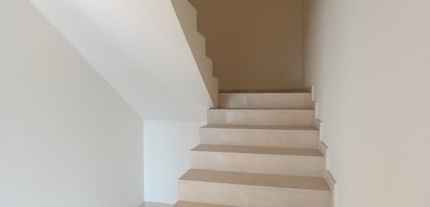 For Sale: Duplex in Daychounieh