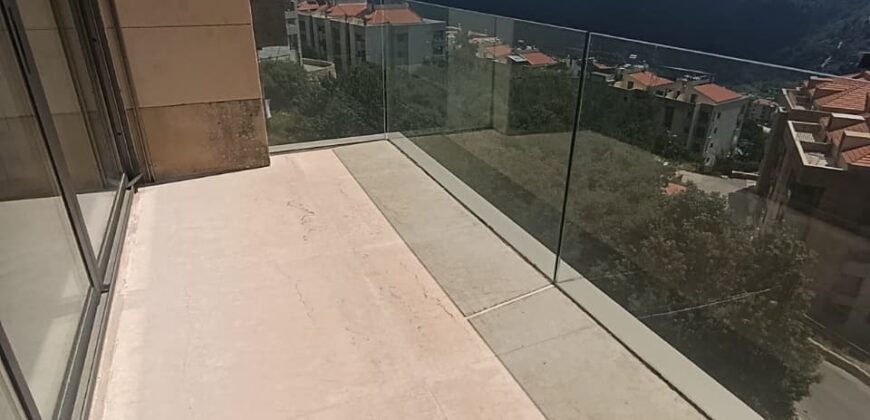 For Sale: Duplex in Daychounieh