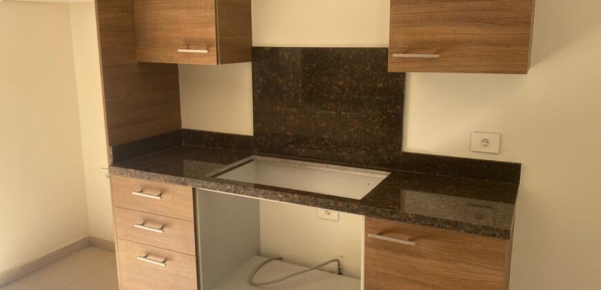 For Sale: Apartment in Beit Misk