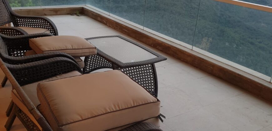 For Sale: Apartment in Beit Misk