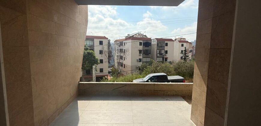 For Sale: Apartment in Daychounieh