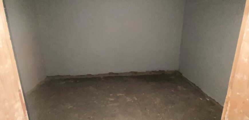 For Sale: Warehouse in Dekweneh