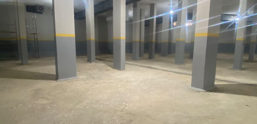 For Sale: Warehouse in Dekweneh