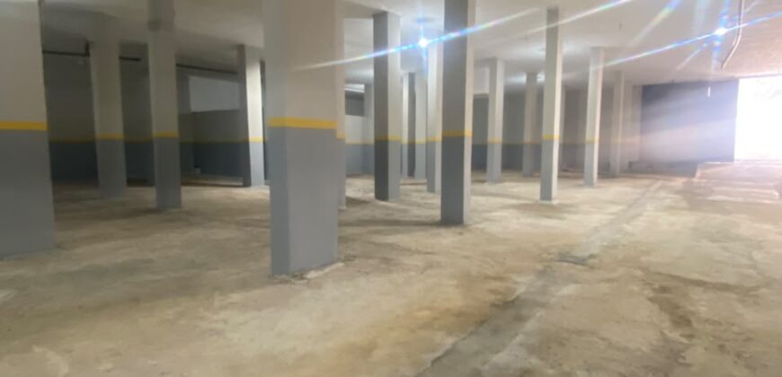 For Sale: Warehouse in Dekweneh