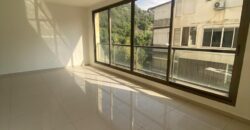 For Sale: Apartment in Naccache